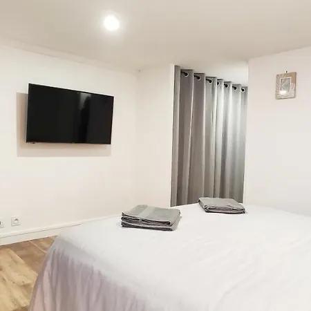 T2 Proche Avec Terrasse Privative *