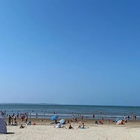 T2 Proche Avec Terrasse Privative Apartamento Royan