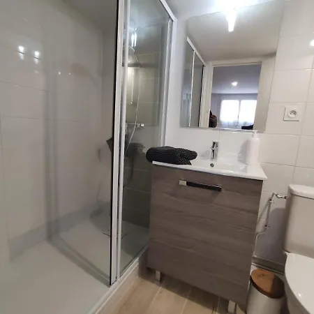 T2 Proche Avec Terrasse Privative * Royan